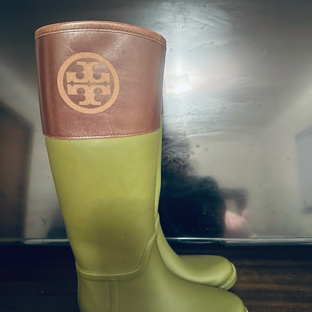 Tory Burch Green and Brown Rain Boots